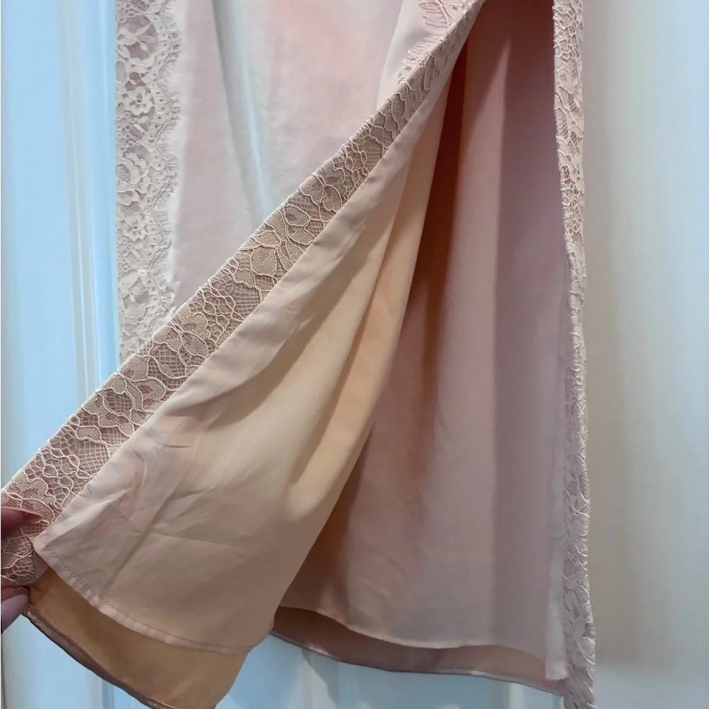 Elegant Blush Pink Lace Trim‎ Split Midi Silky Pencil Skirt